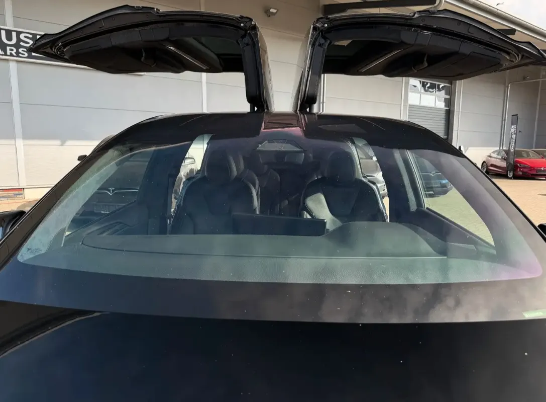 تسلا موديل اكس 2023